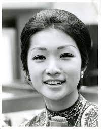 Connie Chung 