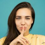 shut up in chinese cover