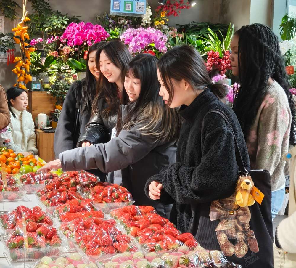 Practical Chinese at a local market